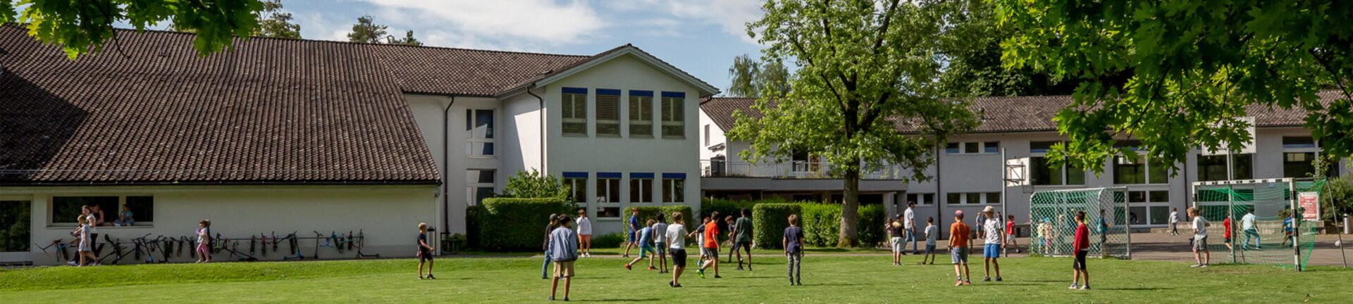 Kostenloses Internet für die Schule Stäfa mit Telefonielösung und Alarmsystem Featured Image